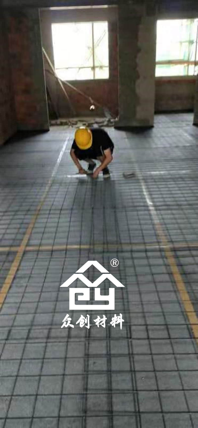 HKS改性聚丙烯保溫隔聲板現(xiàn)場施工現(xiàn)場-鋪設鋼絲網(wǎng)片 HKS改性聚丙烯保溫隔聲板現(xiàn)場施工現(xiàn)場-鋪設鋼絲網(wǎng)片